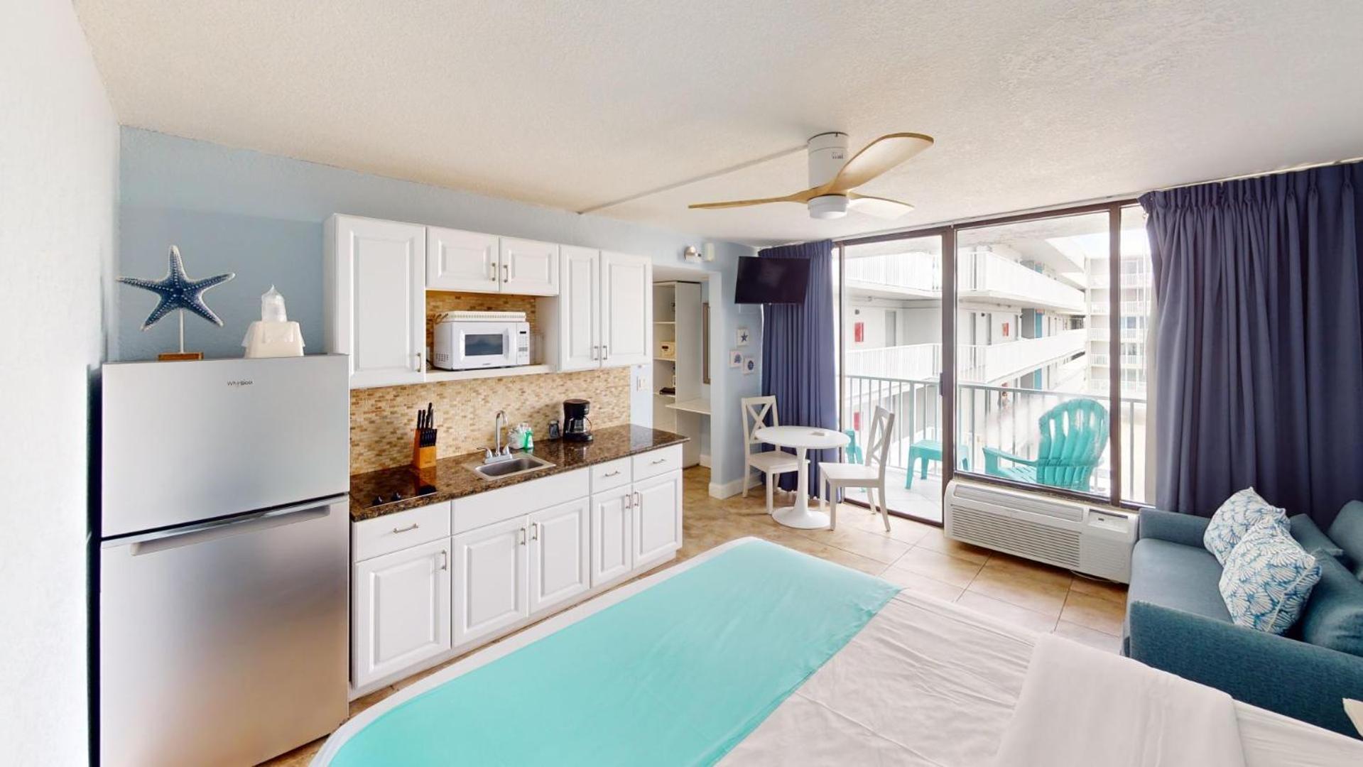 Island Inn Beach Resort Сант Пит Бич Экстерьер фото